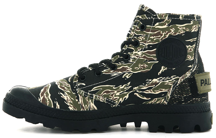 Palladium Pampa Hi 'Camo Military Green'