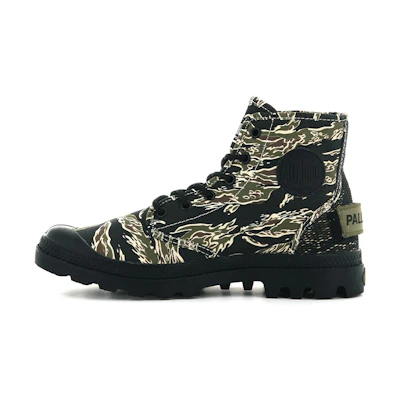 Palladium Pampa Hi 'Camo Military Green'