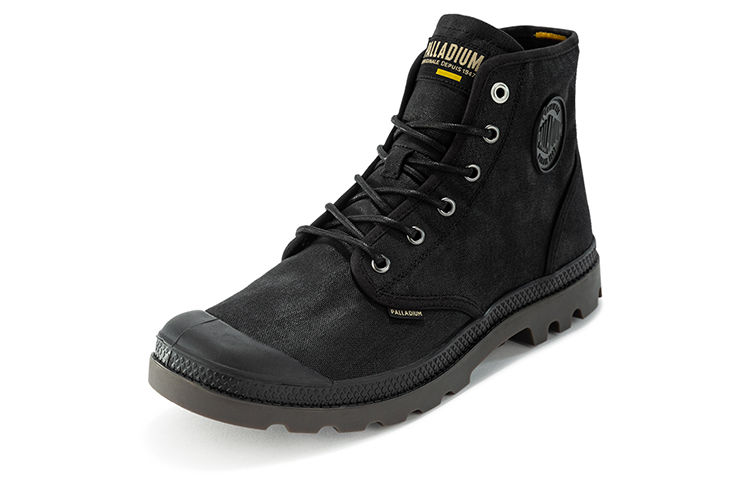 Order Palladium Pampa Hi Wax 'Kanvas Hitam' 77222-008-M