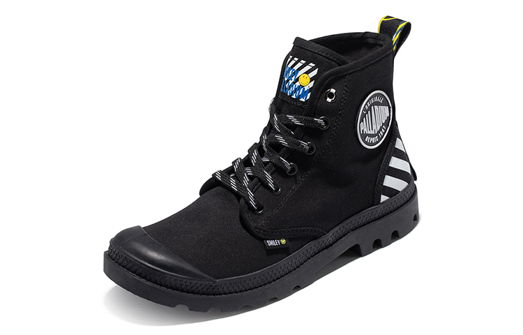 Order Palladium Pampa Tinggi 'Smiley Hitam' 76881-002-M