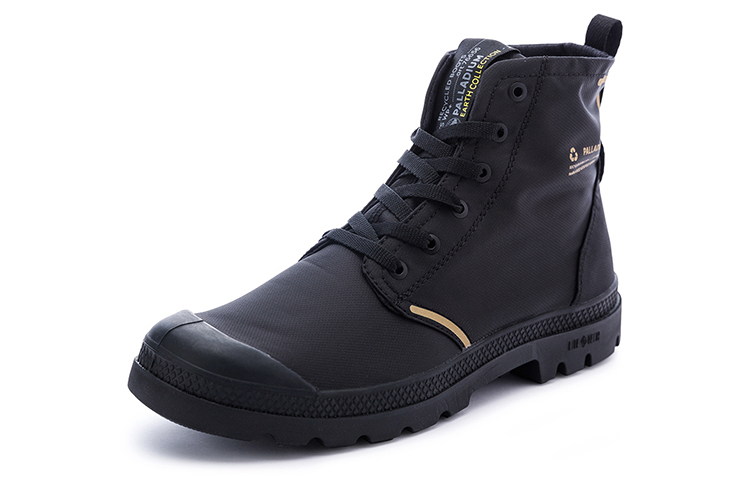 Lookbook Palladium Pampa Lite+ RCYCL WP+ ''Schwarze Canvas High-Top Stiefel'' 76656-001-M