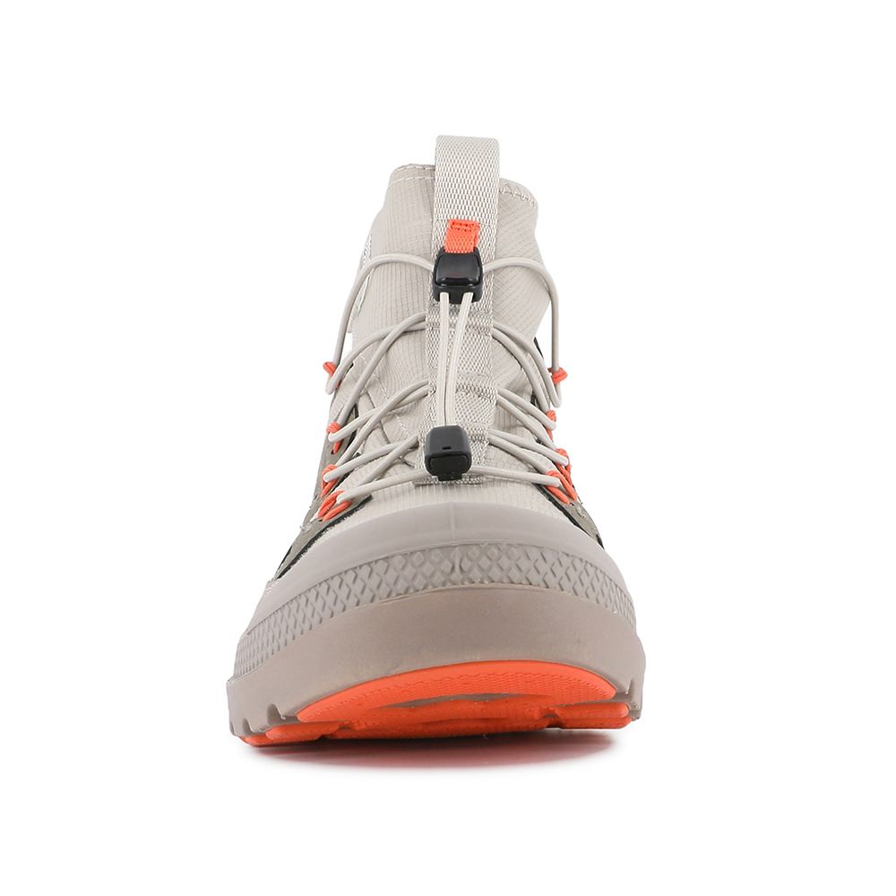 Lookbook Palladium Pampa Lite+ XPLR WP+ Kelabu Natural Kasut Kasual. 74383096