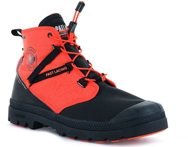 パラディウム パンパ トラベル ライト ハイカット アウトドア 'レッド ブラック' 77238-651-M Lookbook パラディウム パンパ トラベル ライト ハイカット アウトドア 'レッド ブラック' 77238-651-M