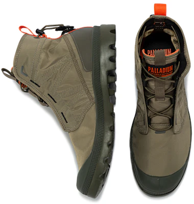 Palladium Pampa Travel Lite Hoog ''Donkergroen Canvas'' 77039-308-M Shop Palladium Pampa Travel Lite Hoog ''Donkergroen Canvas'' 77039-308-M