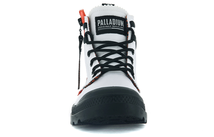 Shop Palladium Pampa Unlocked High '白色帆布' 77239-116-M