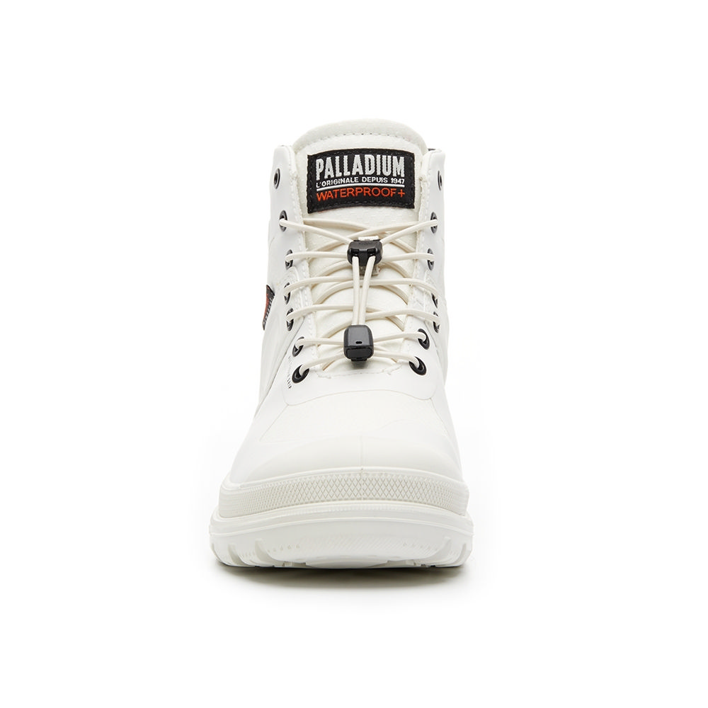 Lookbook Palladium PAMPA X TECH EXP WP+ 防水白色靴子 74067116