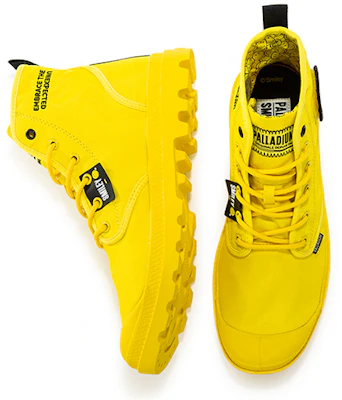 Palladium Smiley x 高帮帆布鞋 '活力黄' 77221-736-M Shop Palladium Smiley x 高帮帆布鞋 '活力黄' 77221-736-M