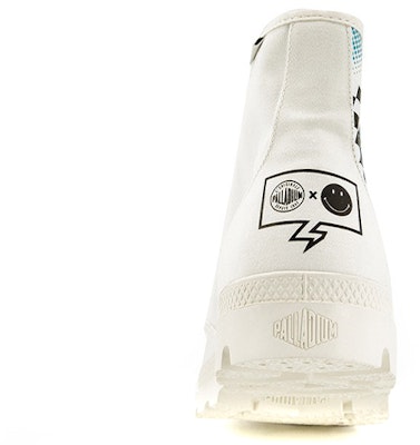 Palladium Smiley x Pampa High 'Star White' 77363-116-M Shop Palladium Smiley x Pampa High 'Star White' 77363-116-M