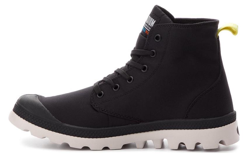 Buy Palladium 防水短款户外靴‘黑色’ 75970-038-M