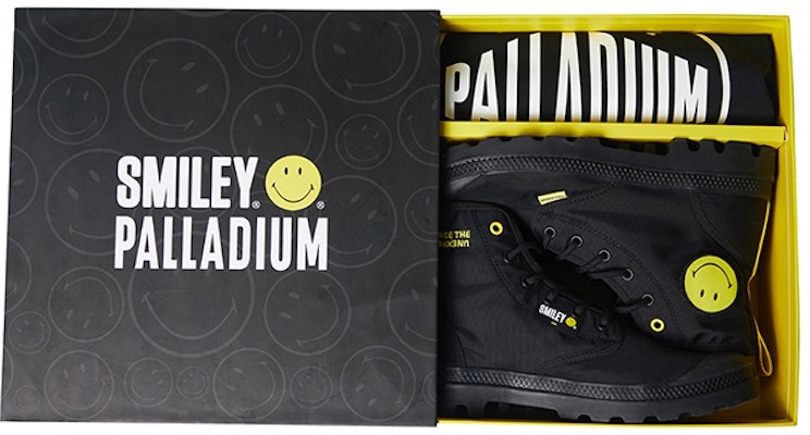 Palladium x Smiley High-Top Canvas Limited Edition Gift Set 'Black Smile' 77892-008-M Order Palladium x Smiley High-Top Canvas Limited Edition Gift Set 'Black Smile' 77892-008-M