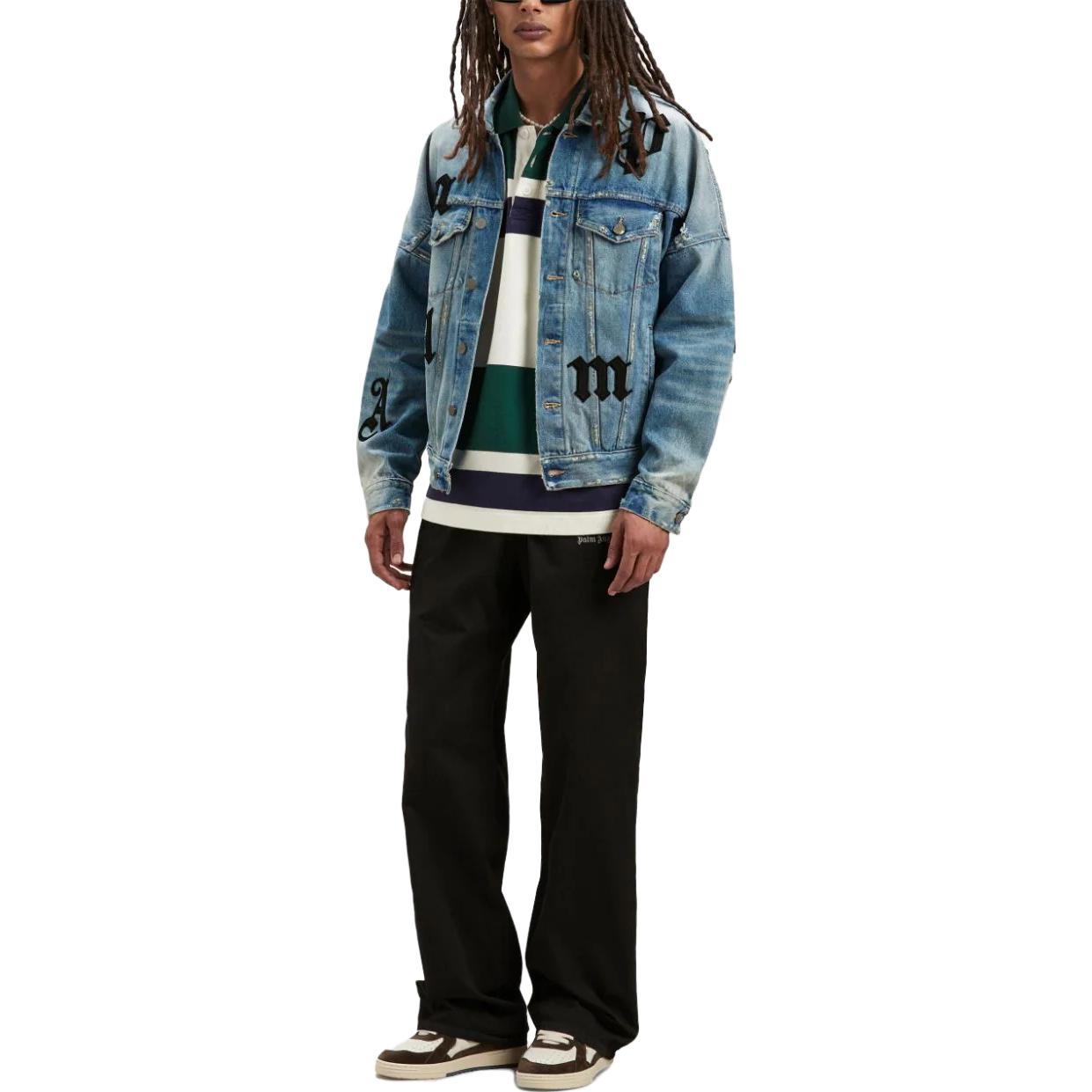 Purchase Chaqueta vaquera azul claro Palm Angels con parche de logo y diseño abotonado. PMYE006F23DEN0014010