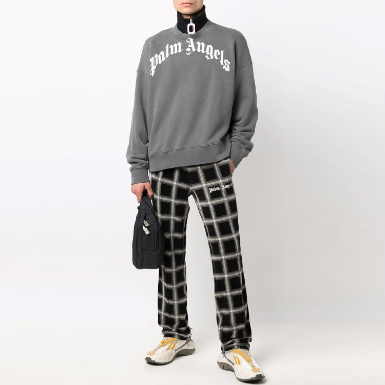 Shop Palm Angels 拱形標誌印花灰色圓領衛衣 PMBA026F21FLE0041001