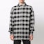 Lookbook 팜엔젤스 블랙 체크 무늬 긴팔 셔츠 백 프린트. PMGA079F21FAB0020305