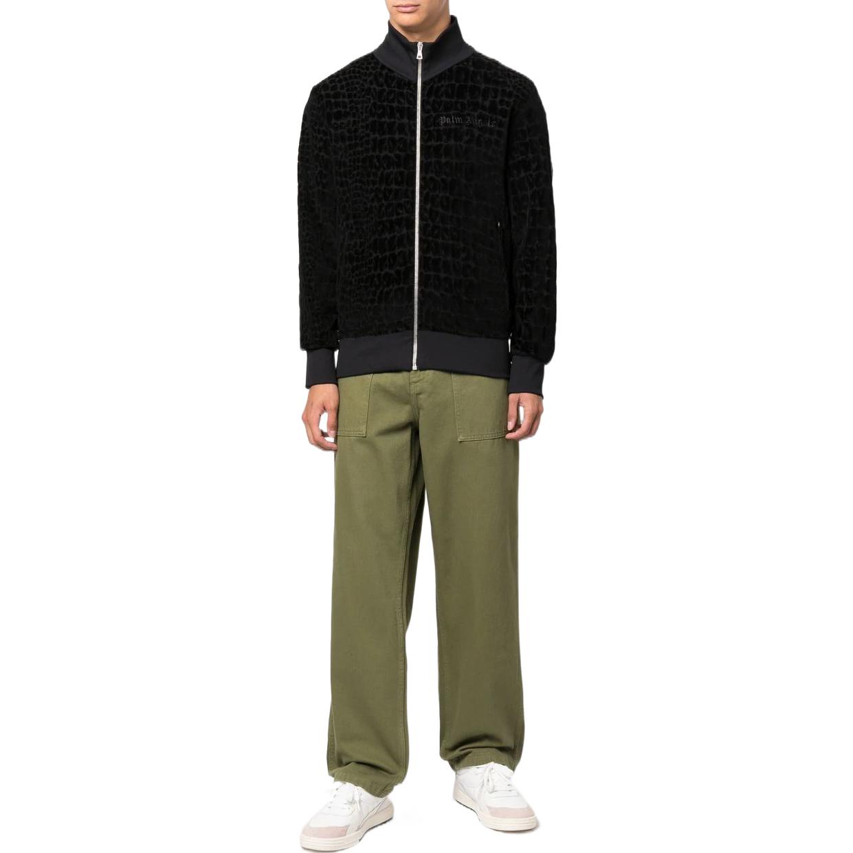 Lookbook 팜엔젤스 FW22 블랙 레터 프린트 하이넥 집업 스웻셔츠. PMBD001F22FAB0101001