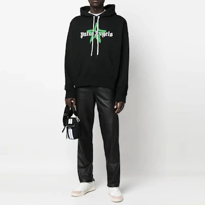 Palm Angels FW22 Black Graphic Logo Pullover Hoodie PMBB058C99FLE0071055 Lookbook Palm Angels FW22 Black Graphic Logo Pullover Hoodie PMBB058C99FLE0071055