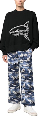 팜 엔젤스 FW22 상어 프린트 와이드 팬츠 블루 블랙 캐주얼웨어. PMCA129S23FAB0024510 Lookbook 팜 엔젤스 FW22 상어 프린트 와이드 팬츠 블루 블랙 캐주얼웨어. PMCA129S23FAB0024510