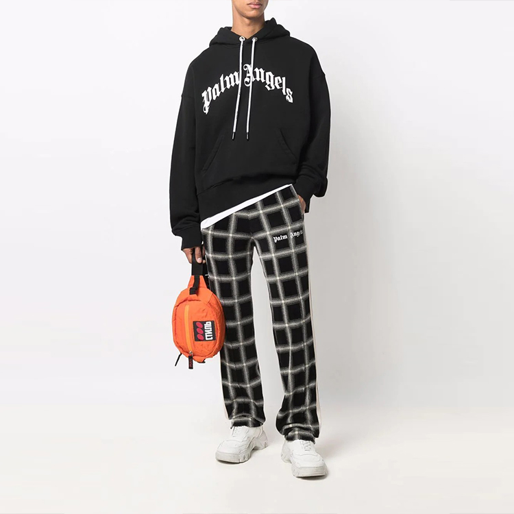 Lookbook PALM ANGELS Logo Print Drawstring Hoodie - Black (). PMBB058C99FLE0031001