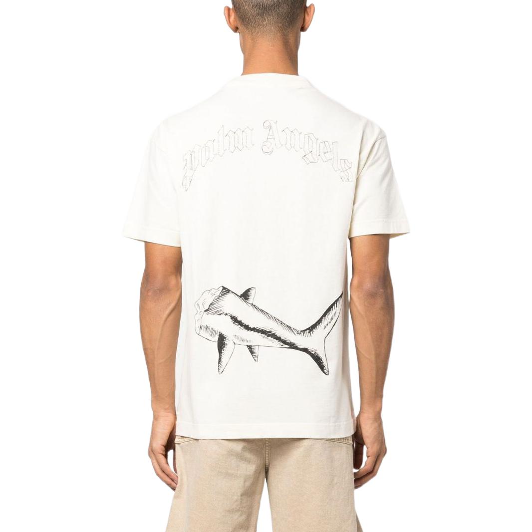 Shop Camiseta Palm Angels Shark Print para Hombre Manga Corta Crewneck Off-White. PMAA001S23JER0010410