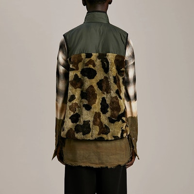 PALM ANGELS SS21迷彩无袖羊羔绒马甲军绿色。 PMEA160S21FAB0015610 Purchase PALM ANGELS SS21迷彩无袖羊羔绒马甲军绿色。 PMEA160S21FAB0015610