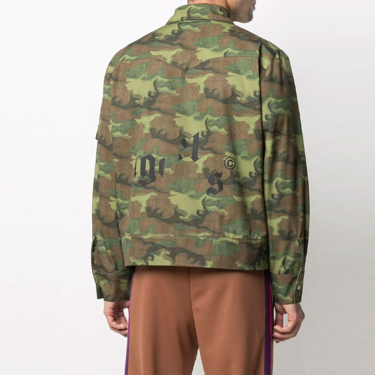 Shop PALM ANGELS SS21 Green Camo Pocket Shirt Jacket Outerwear. PMEA150R21FAB0018556