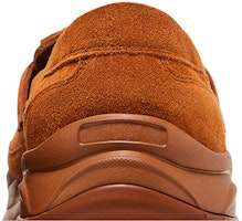 PALOMO x Puma Nitefox Loafers 'Teak Brown' Coklat Tua 396816-01 Sizing PALOMO x Puma Nitefox Loafers 'Teak Brown' Coklat Tua 396816-01