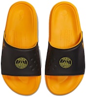 PSG x ジョーダン プレイ スライド (4thキット) FD2114-007 Lookbook PSG x ジョーダン プレイ スライド (4thキット) FD2114-007