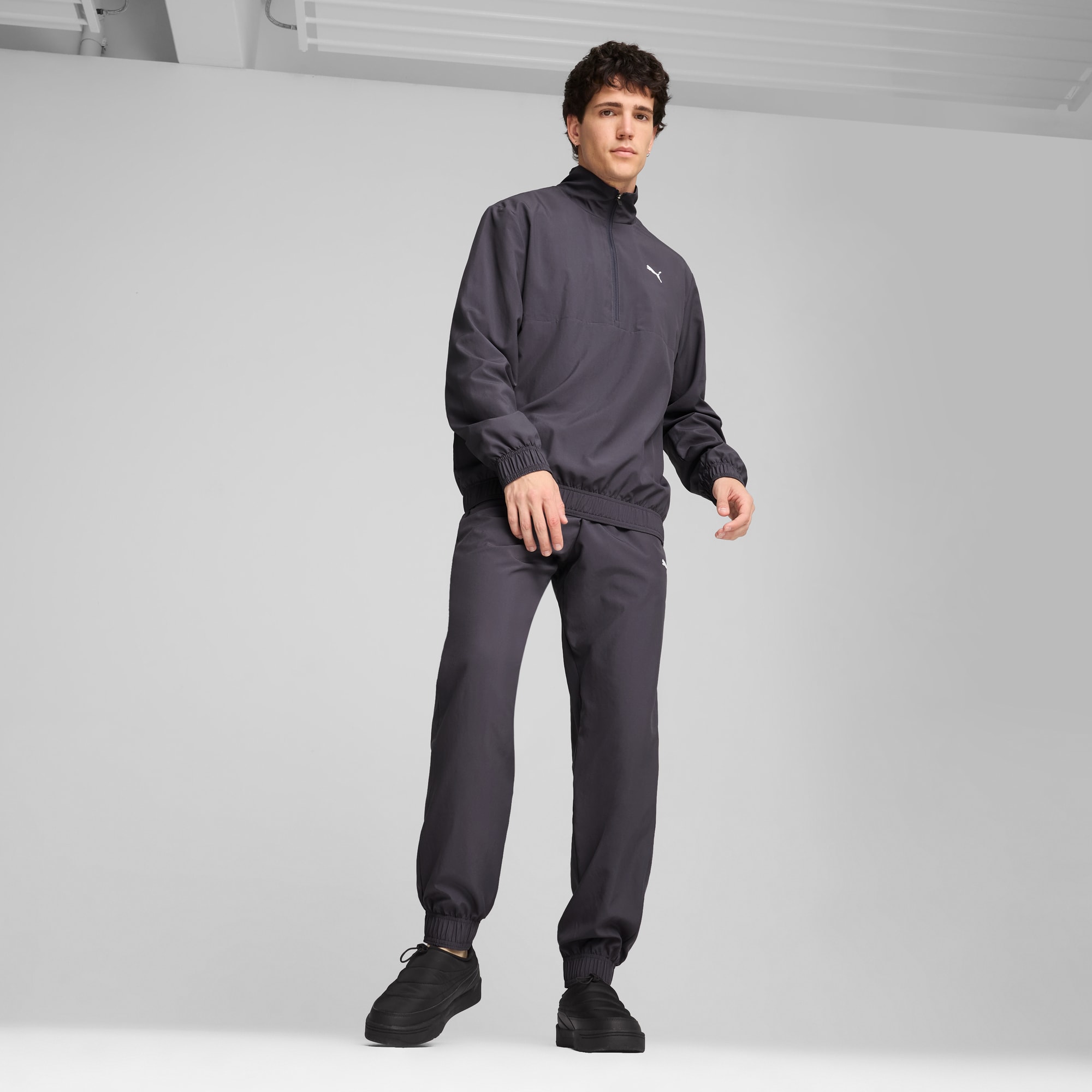 Shop パークライフスタイル・スリッポンスニーカー 397661-01