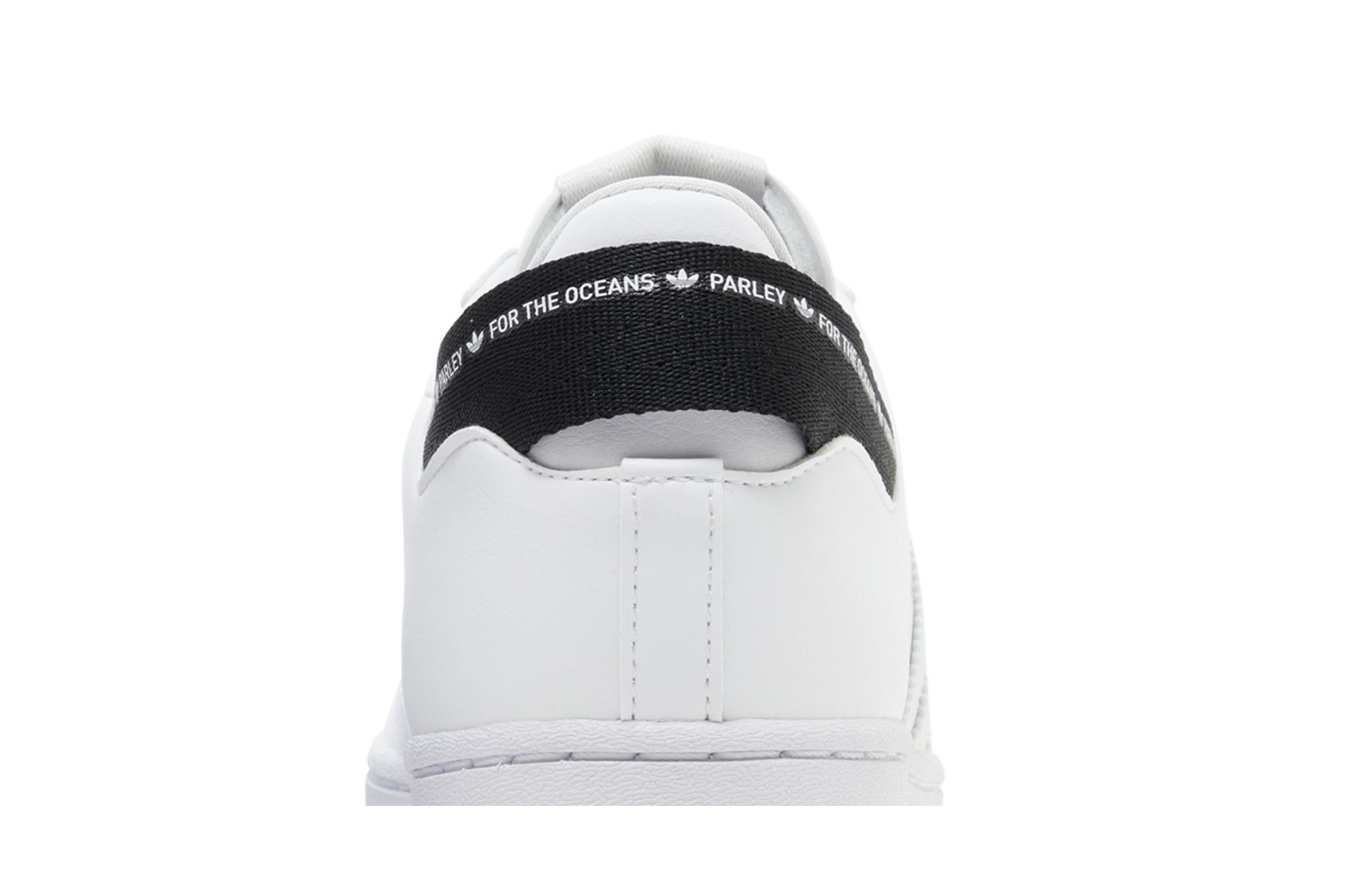 Sizing Parley x adidas Superstar '白色黑色' GV7610