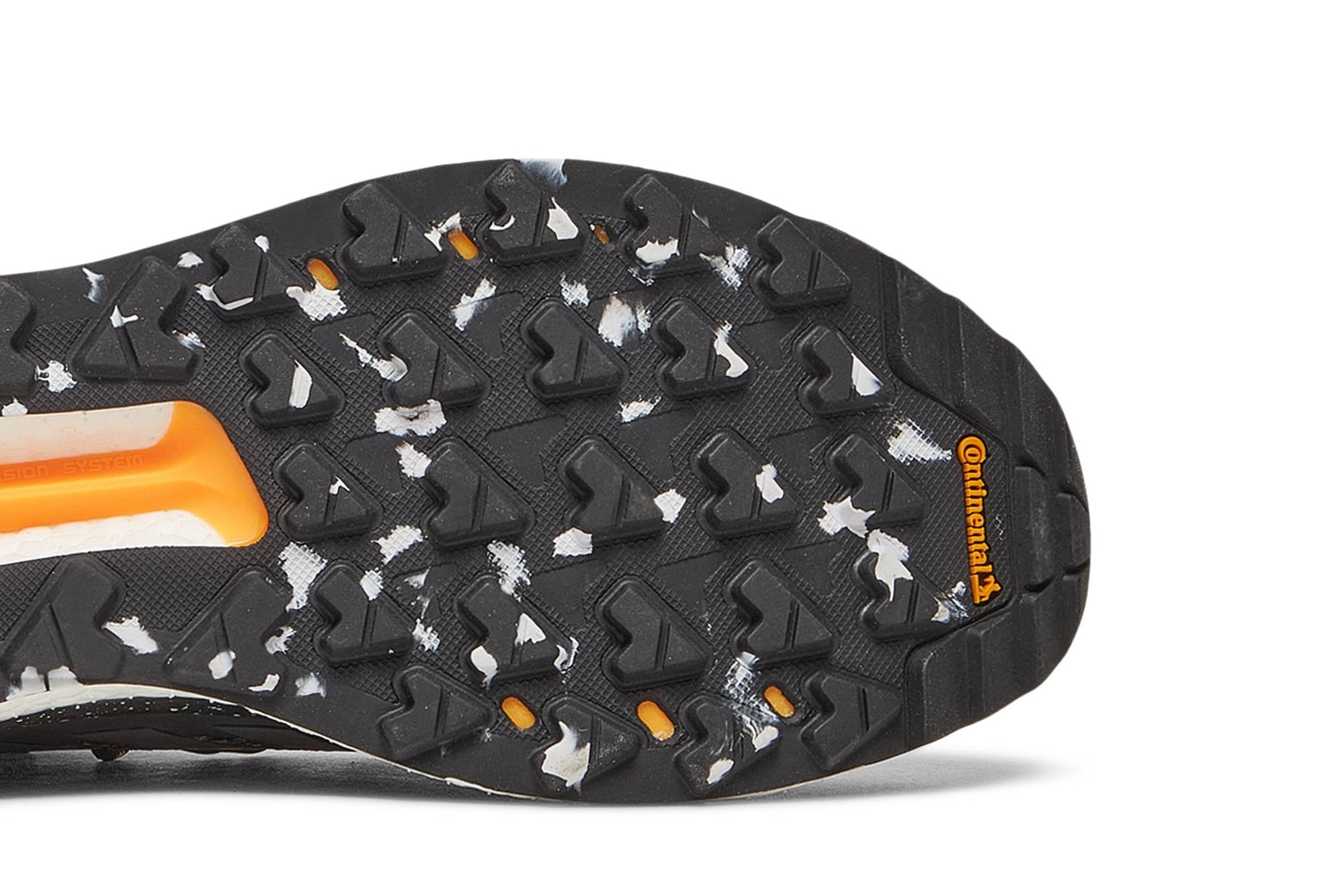 Purchase Parley x adidas Terrex Free Hiker "黑白斑點" FV6792