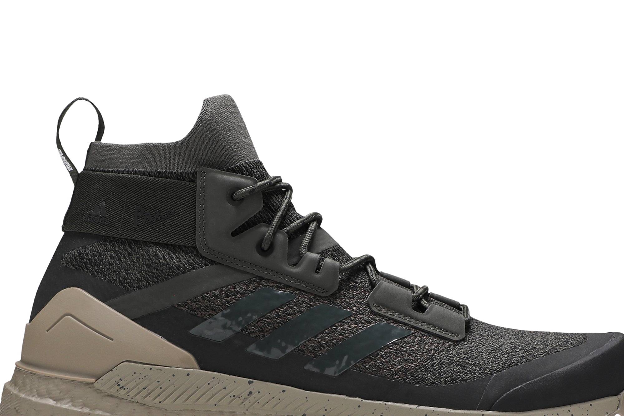 Order adidas Terrex Free Hiker Parley Mk 黑轉化為適合台灣市場的產品名稱會是：adidas Terrex Free Hiker Parley Mk 黑色行山鞋