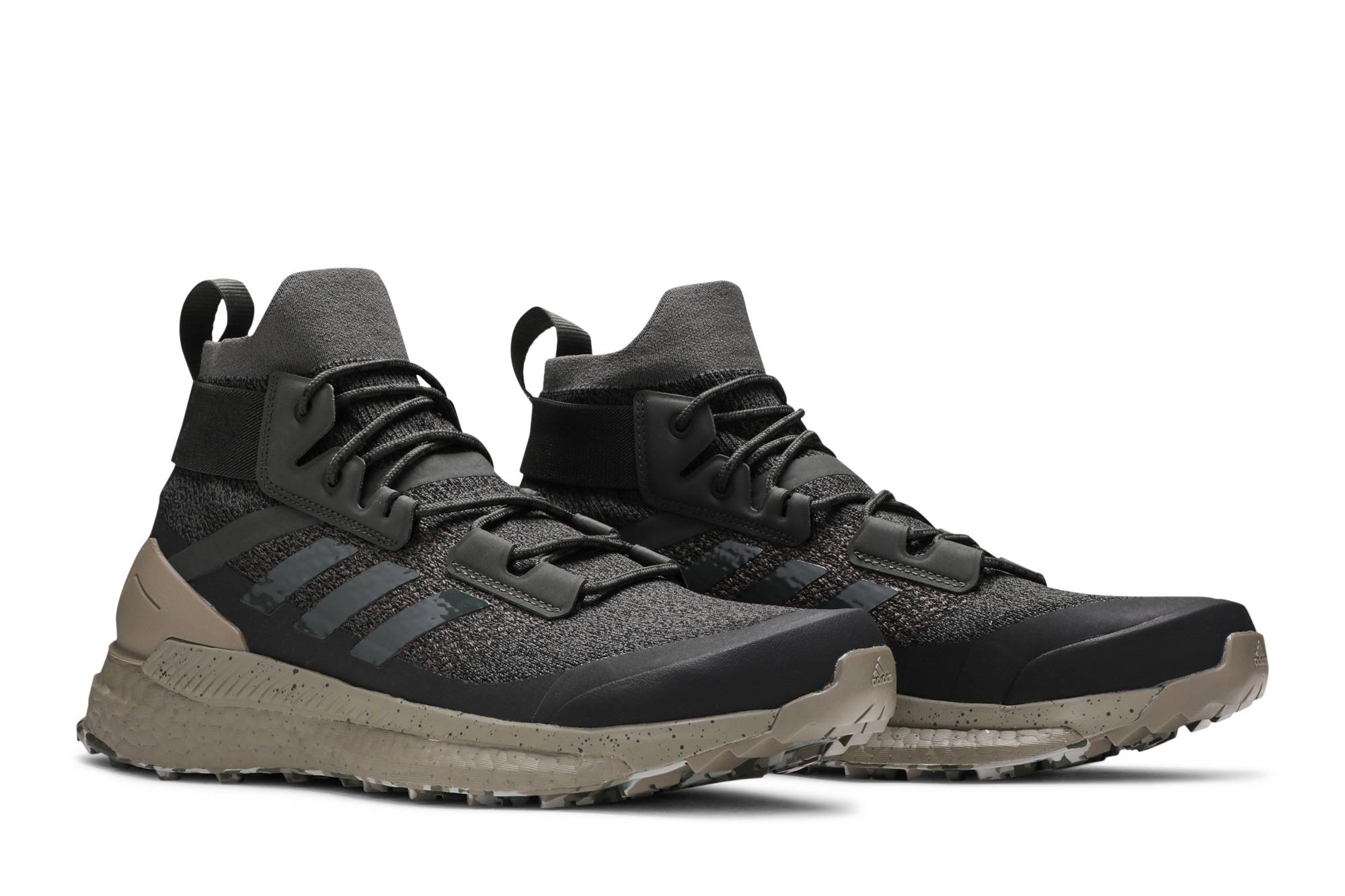 Cheap adidas Terrex Free Hiker Parley Mk 黑轉化為適合台灣市場的產品名稱會是：adidas Terrex Free Hiker Parley Mk 黑色行山鞋