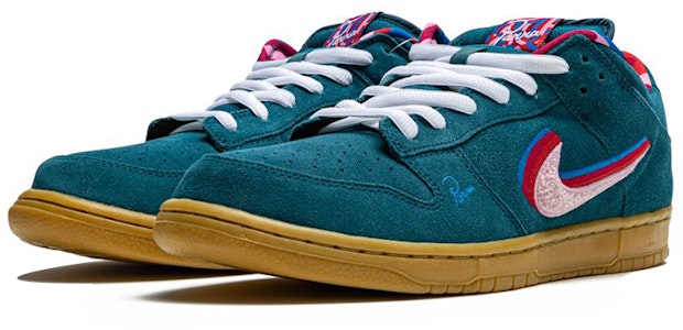 Parra x Nike Dunk Low SB 'Teman dan Keluarga' CN4504-300 Lookbook Parra x Nike Dunk Low SB 'Teman dan Keluarga' CN4504-300