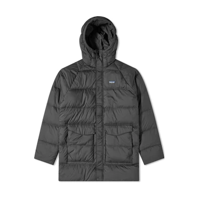 Patagonia Mid-Length Puffer Jacket with Logo Print in Black. 20655