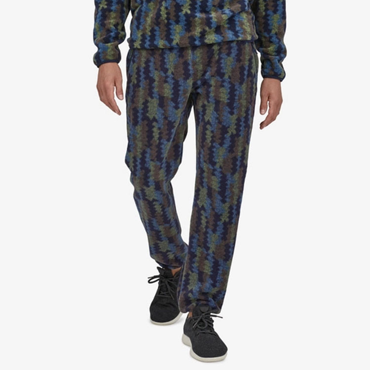 Lookbook Pantalones Jogger de Forro Patagonia Synchilla - Diseño Cálido de Punto. 21665