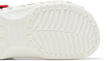 Peanuts x Crocs Classic Clog 'Cetakan Keseluruhan' 208629-94S Purchase Peanuts x Crocs Classic Clog 'Cetakan Keseluruhan' 208629-94S