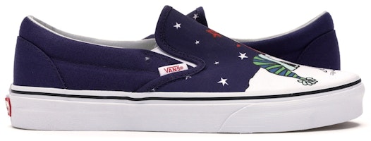 Peanuts x Vans Classic Slip-on 'Xmas Tree' VN0A38F7QQF Peanuts x Vans Classic Slip-on 'Xmas Tree' VN0A38F7QQF