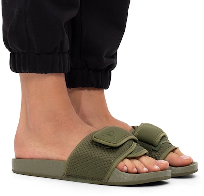Pharrell x adidas Boost Slides 'Olive Cargo' FY6141 Sizing Pharrell x adidas Boost Slides 'Olive Cargo' FY6141