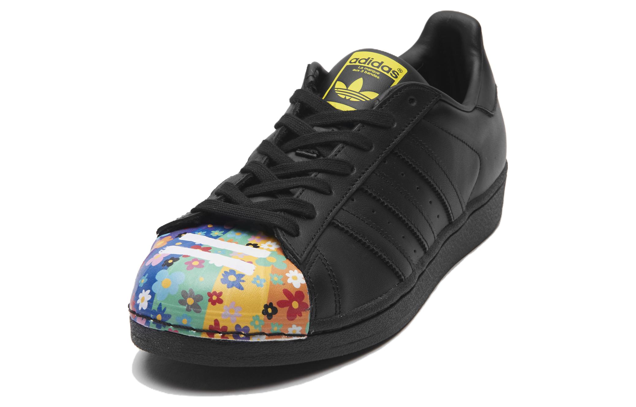 Lookbook Pharrell x adidas Superstar 'Supershell' Zapatillas. S83362