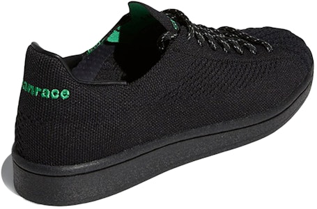 Pharrell Williams x adidas originals Superstar Primeknit 低筒 板鞋 男女兩用 黑色 Shop Pharrell Williams x adidas originals Superstar Primeknit 低筒 板鞋 男女兩用 黑色