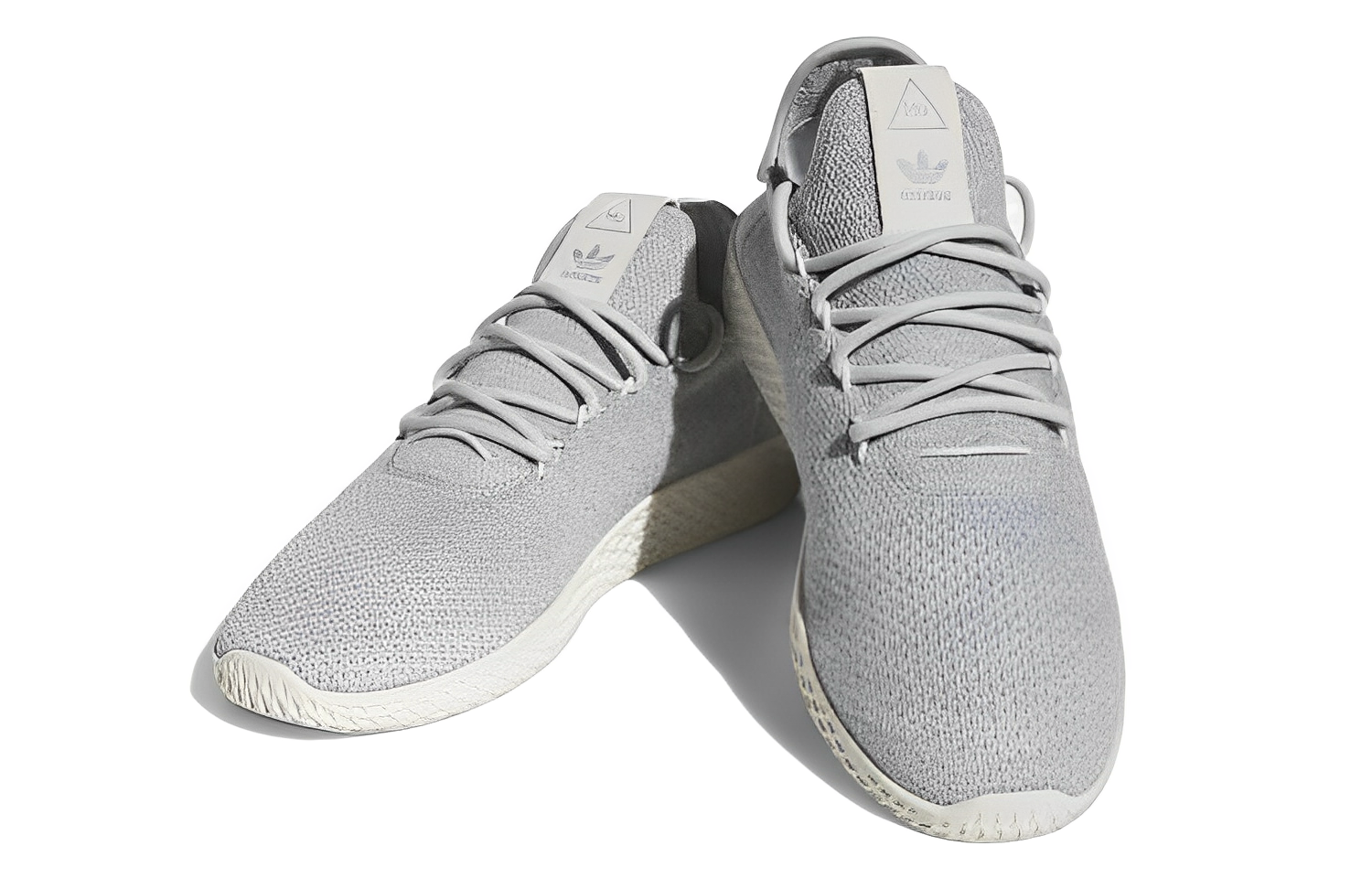Lookbook Pharrell x adidas Tennis Hu 'Gris Claro' ID7443