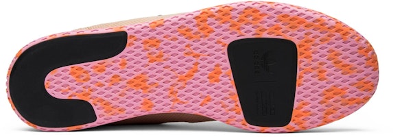 Pharrell x adidas Tennis Hu 'Pink Marble' Merah Jambu. BY2672 Shop Pharrell x adidas Tennis Hu 'Pink Marble' Merah Jambu. BY2672