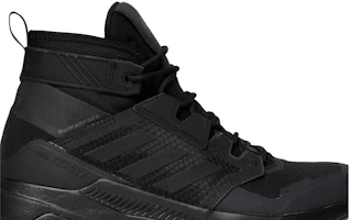 Order 法瑞爾 x 愛迪達 Terrex Trailmaker 中筒 Gore-Tex 'Triple Black' GZ8342