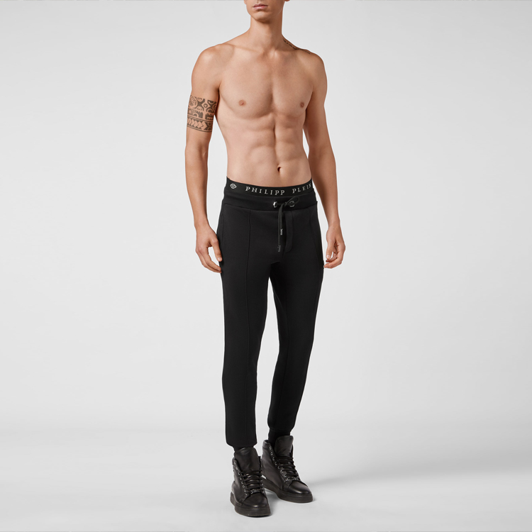 Lookbook PHILIPP PLEIN 黑色標誌抽繩運動針織長褲. AAAC-MJT1869-PJO002N-02