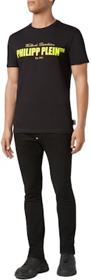 PHILIPP PLEIN 黑色標誌印花短袖T恤 MTK4267-PJY002N-0209 Lookbook PHILIPP PLEIN 黑色標誌印花短袖T恤 MTK4267-PJY002N-0209