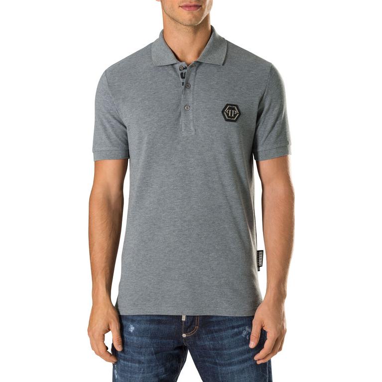 Lookbook 필립 플레인 그레이 레터 프린트 디자인 폴로 티셔츠. S19C-MTK3005-PJY002N-10