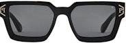 Lookbook PHILIPP PLEIN 黑色方形太陽眼鏡 男女時尚必備配件。 SPP005M570700