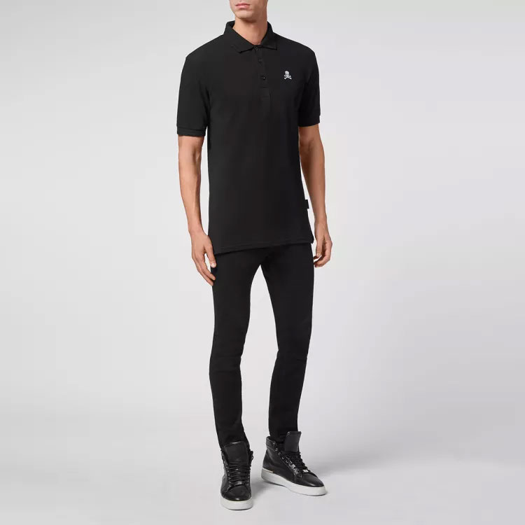 Lookbook PHILIPP PLEIN FW22 Kaos Polo Hitam Bordir Tengkorak Lengan Pendek SABC-MTK5468-PJO002N-02
