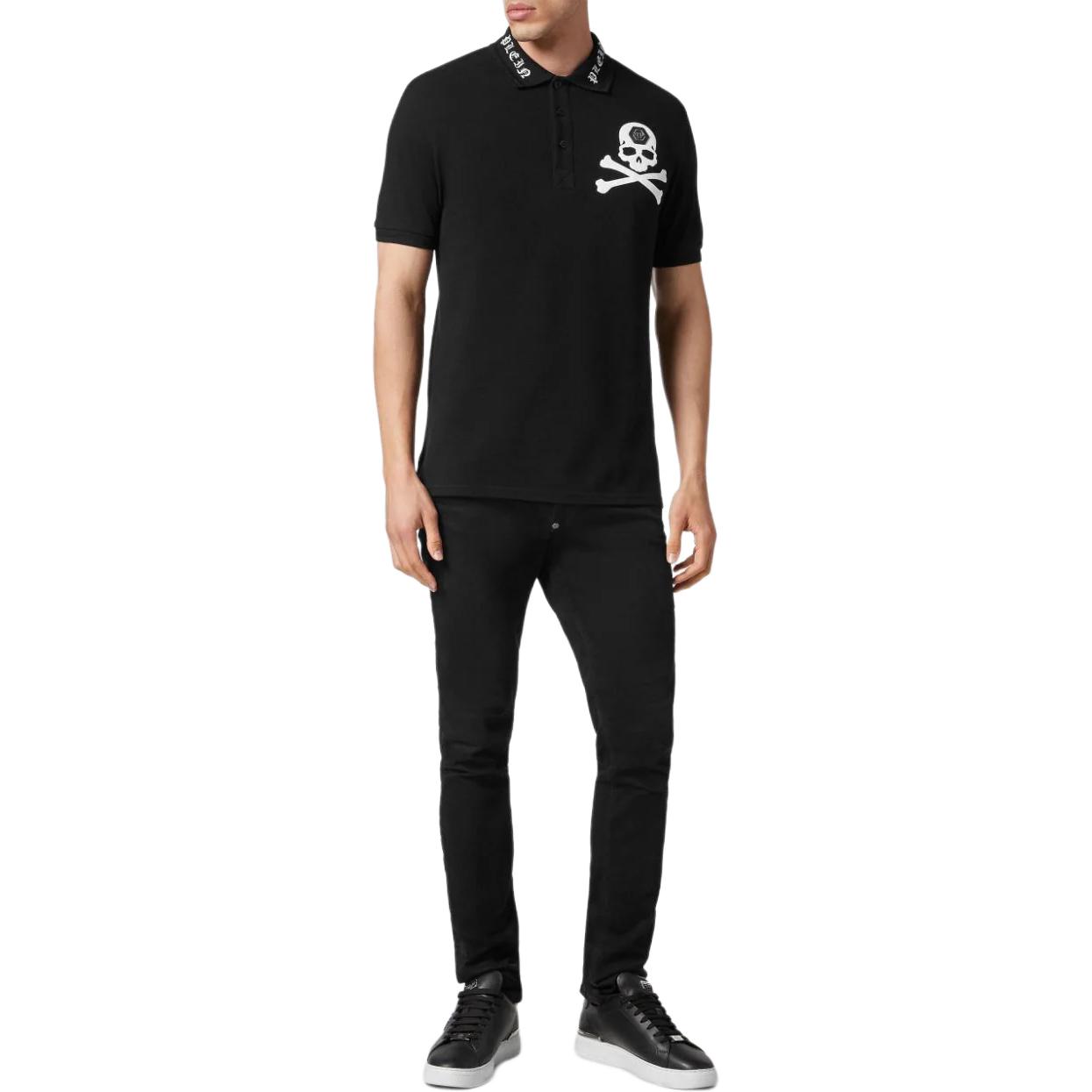 Lookbook PHILIPP PLEIN FW23 黑色骷髅印花短袖纽扣式 Polo 衫. SADC-MTK6876-PTE003N-02