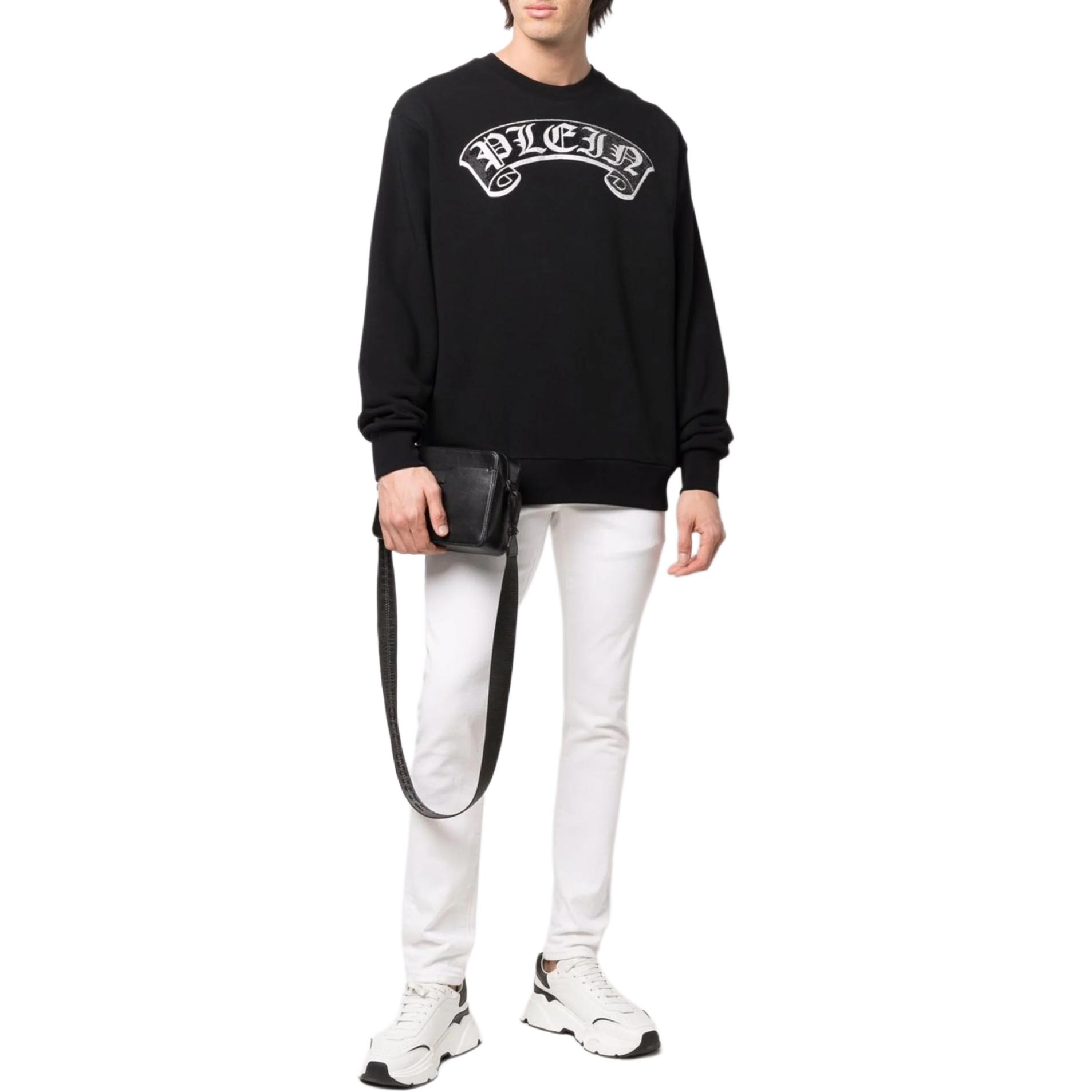Shop PHILIPP PLEIN 黑色LOGO印花圆领长袖男女款卫衣 PABC-UJO0031-PJO002N PABC-UJO0031-PJO002N-BLACK