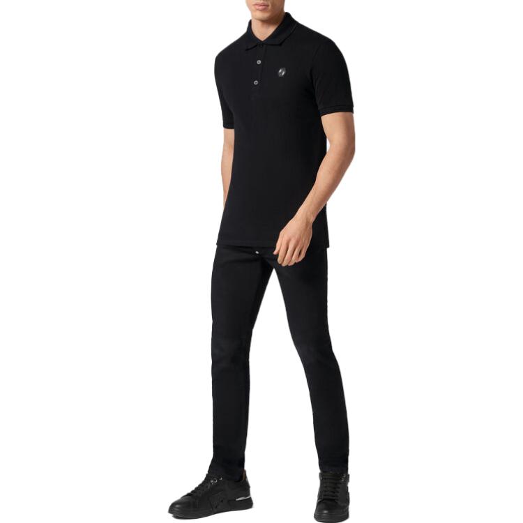 Shop PHILIPP PLEIN SS23 ブラック スカルロゴ プリント ポロシャツ. SACC-MTK6343-PTE003N-02